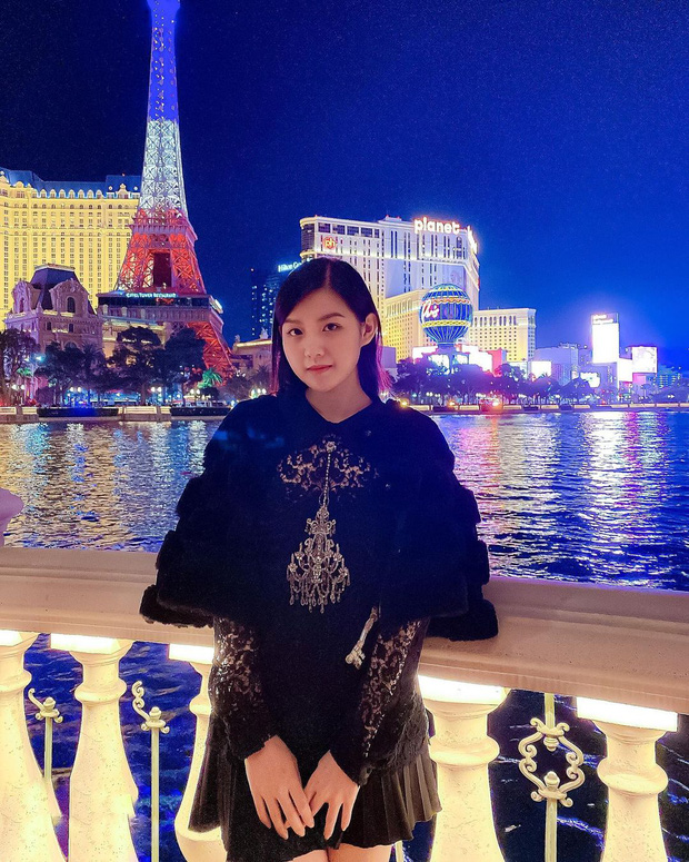 'Chị cả' giới rich kid khoe siêu biệt thự, từng milimét đều toát ra mùi tiền 'Chị cả' giới rich kid khoe siêu biệt thự, từng milimét đều toát ra mùi tiền