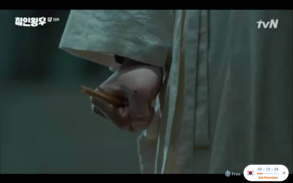Phim 'Mr. Queen' tập 18: Na In Woo quyết giết Shin Hye Sun để trả nợ tình? - 33 Phim 'Mr. Queen' tập 18: Na In Woo quyết giết Shin Hye Sun để trả nợ tình? - 33