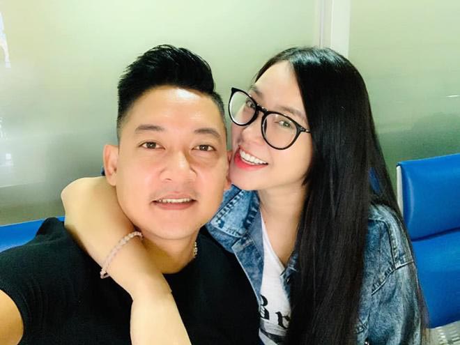 Hải Băng, Thành Đạt bức xúc vì bị trộm cây mai 50 triệu đồng Hải Băng, Thành Đạt bức xúc vì bị trộm cây mai 50 triệu đồng