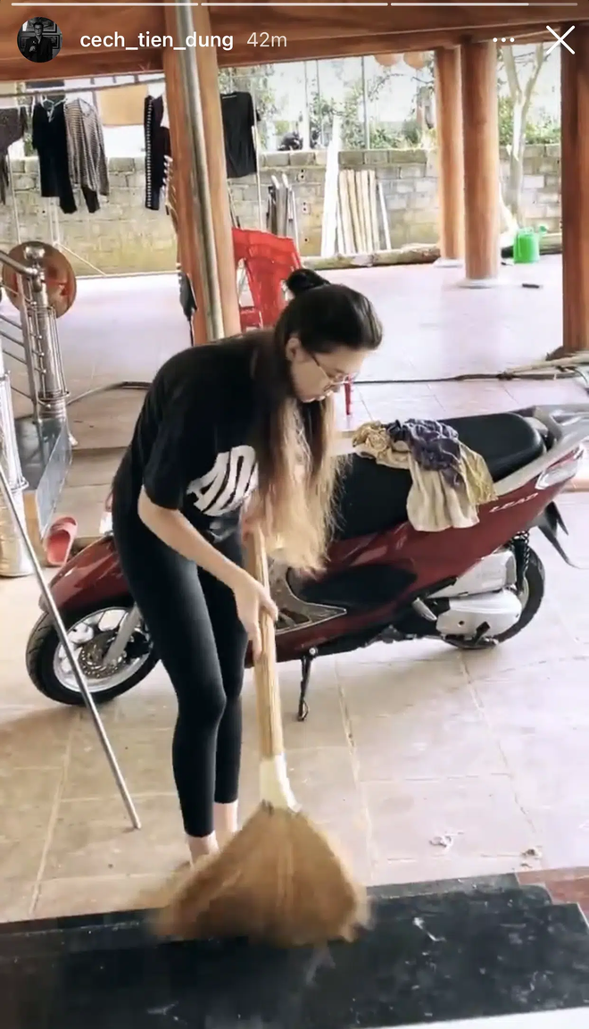 Bạn gái Dũng 'gôn' chứng minh: Ra đường em là siêu mẫu quốc tế, về ra mắt chỉ như nàng dâu hiền - 2 Bạn gái Dũng 'gôn' chứng minh: Ra đường em là siêu mẫu quốc tế, về ra mắt chỉ như nàng dâu hiền - 2