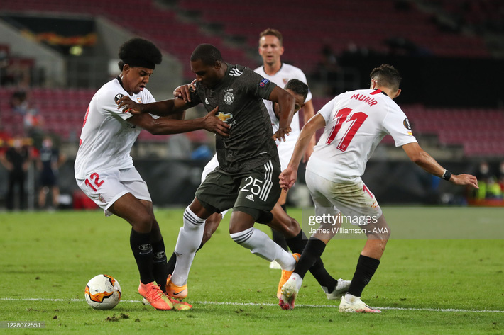 Dùng đến 'mưa tiền', PSG nẫng tay trên Man United vào phút chót Dùng đến 'mưa tiền', PSG nẫng tay trên Man United vào phút chót