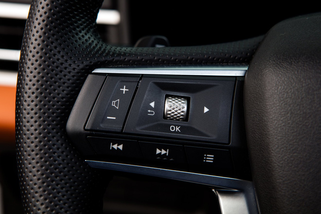 Ra mắt Mitsubishi Outlander 2021: Giá quy đổi từ 597 triệu đồng, dễ thành bom tấn trước Honda CR-V và Mazda CX-5 khi về Việt Nam - 23 Ra mắt Mitsubishi Outlander 2021: Giá quy đổi từ 597 triệu đồng, dễ thành bom tấn trước Honda CR-V và Mazda CX-5 khi về Việt Nam - 23