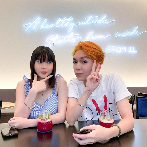 Chi Bé ôm con đi họp hội hot teen đình đám một thời, xoá tin đồn nghỉ chơi với Linh Ka, Long Hoàng - 1 Chi Bé ôm con đi họp hội hot teen đình đám một thời, xoá tin đồn nghỉ chơi với Linh Ka, Long Hoàng - 1