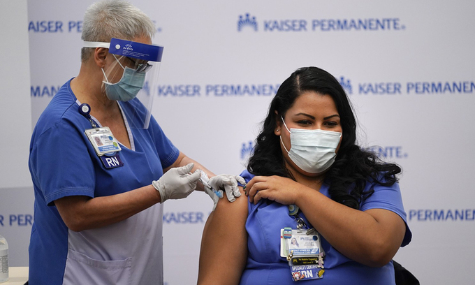 Mỹ không tặng vaccine cho thế giới khi dân chưa tiêm chủng hết Mỹ không tặng vaccine cho thế giới khi dân chưa tiêm chủng hết