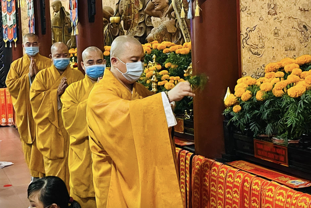 TP.HCM: Không tuân thủ phòng dịch Covid-19, chùa Viên Giác bị tạm dừng hoạt động TP.HCM: Không tuân thủ phòng dịch Covid-19, chùa Viên Giác bị tạm dừng hoạt động