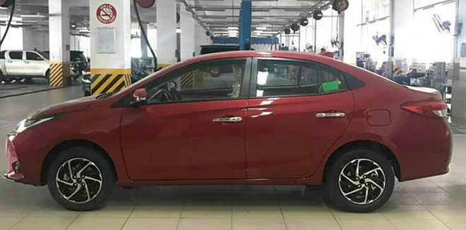 Toyota Vios 2021 về đại lý trước ngày ra mắt: Giao xe từ 24/2, 'bom tấn' đầu năm đe dọa Hyundai Accent và Honda City - 3 Toyota Vios 2021 về đại lý trước ngày ra mắt: Giao xe từ 24/2, 'bom tấn' đầu năm đe dọa Hyundai Accent và Honda City - 3