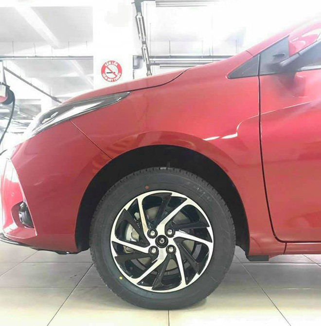 Toyota Vios 2021 về đại lý trước ngày ra mắt: Giao xe từ 24/2, 'bom tấn' đầu năm đe dọa Hyundai Accent và Honda City - 2 Toyota Vios 2021 về đại lý trước ngày ra mắt: Giao xe từ 24/2, 'bom tấn' đầu năm đe dọa Hyundai Accent và Honda City - 2