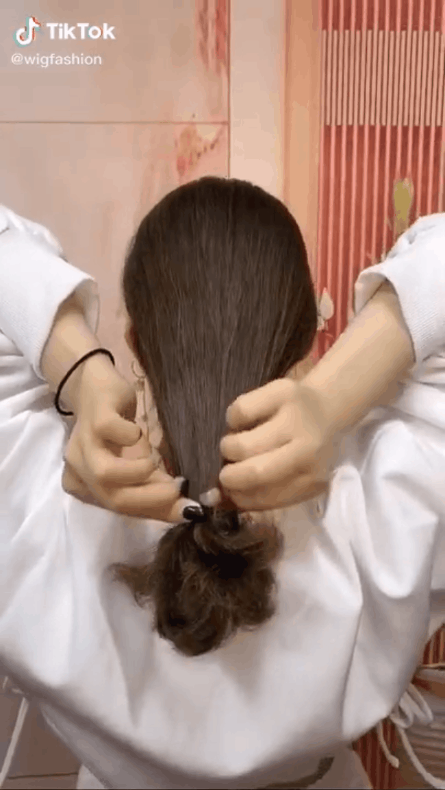 3 kiểu tóc búi thấp chuẩn style Hàn, nàng mặt to hay vuông chữ điền đều có được góc nghiêng ảo diệu chỉ trong một nốt nhạc - 8 3 kiểu tóc búi thấp chuẩn style Hàn, nàng mặt to hay vuông chữ điền đều có được góc nghiêng ảo diệu chỉ trong một nốt nhạc - 8