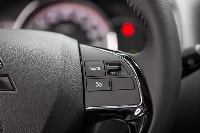 Ra mắt Mitsubishi Attrage Premium 2021 tại Việt Nam: Giá 485 triệu, thêm 7 trang bị mới tập trung vào an toàn, có điểm vượt Toyota Vios - 1 Ra mắt Mitsubishi Attrage Premium 2021 tại Việt Nam: Giá 485 triệu, thêm 7 trang bị mới tập trung vào an toàn, có điểm vượt Toyota Vios - 1
