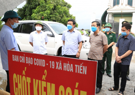 Các phương tiện không được đón, trả khách tại khu vực cách ly, phong tỏa Các phương tiện không được đón, trả khách tại khu vực cách ly, phong tỏa