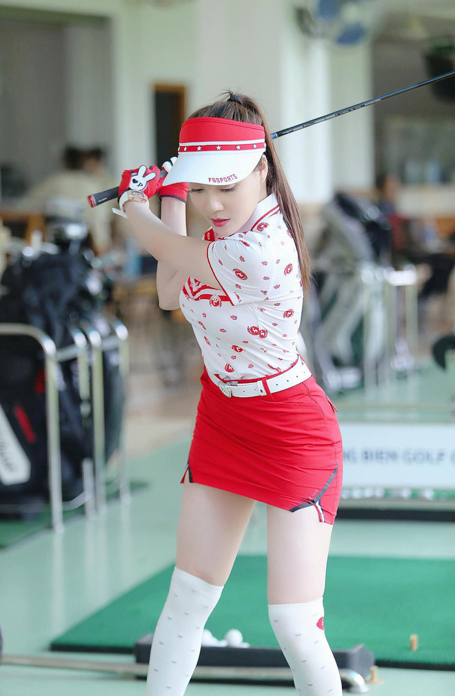 Âu Hà My tỏ thái độ khi có người nhắc tới chồng cũ - 3 Âu Hà My tỏ thái độ khi có người nhắc tới chồng cũ - 3