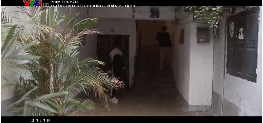 Trở về giữa yêu thương tập 1 - phần 2: Toàn bị vợ mắng không làm chỉ phá, bất tài vô dụng - 8 Trở về giữa yêu thương tập 1 - phần 2: Toàn bị vợ mắng không làm chỉ phá, bất tài vô dụng - 8