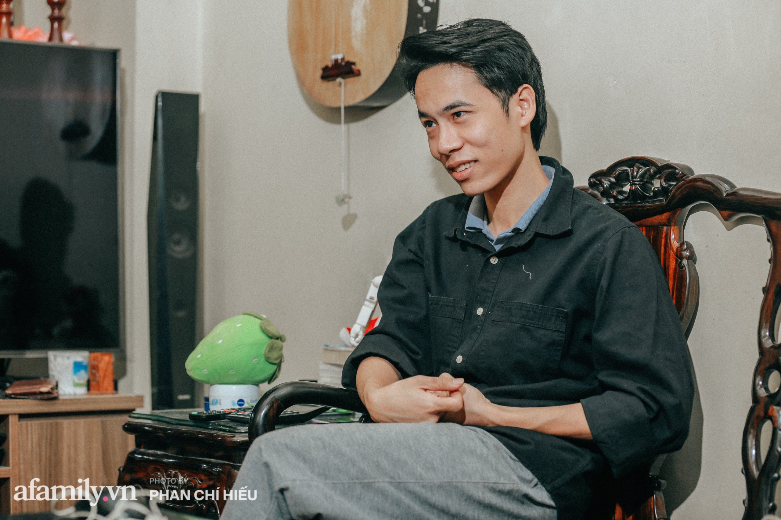 Bàn chuyện thu nhập của giới YouTuber, anh em 1977 Vlog thẳng thắn: 'Người ta mỗi tháng có vài trăm triệu, còn chúng tôi bỏ vốn vài ba trăm nghìn thì thử tính xem bài toán có cân!?' - 2 Bàn chuyện thu nhập của giới YouTuber, anh em 1977 Vlog thẳng thắn: 'Người ta mỗi tháng có vài trăm triệu, còn chúng tôi bỏ vốn vài ba trăm nghìn thì thử tính xem bài toán có cân!?' - 2