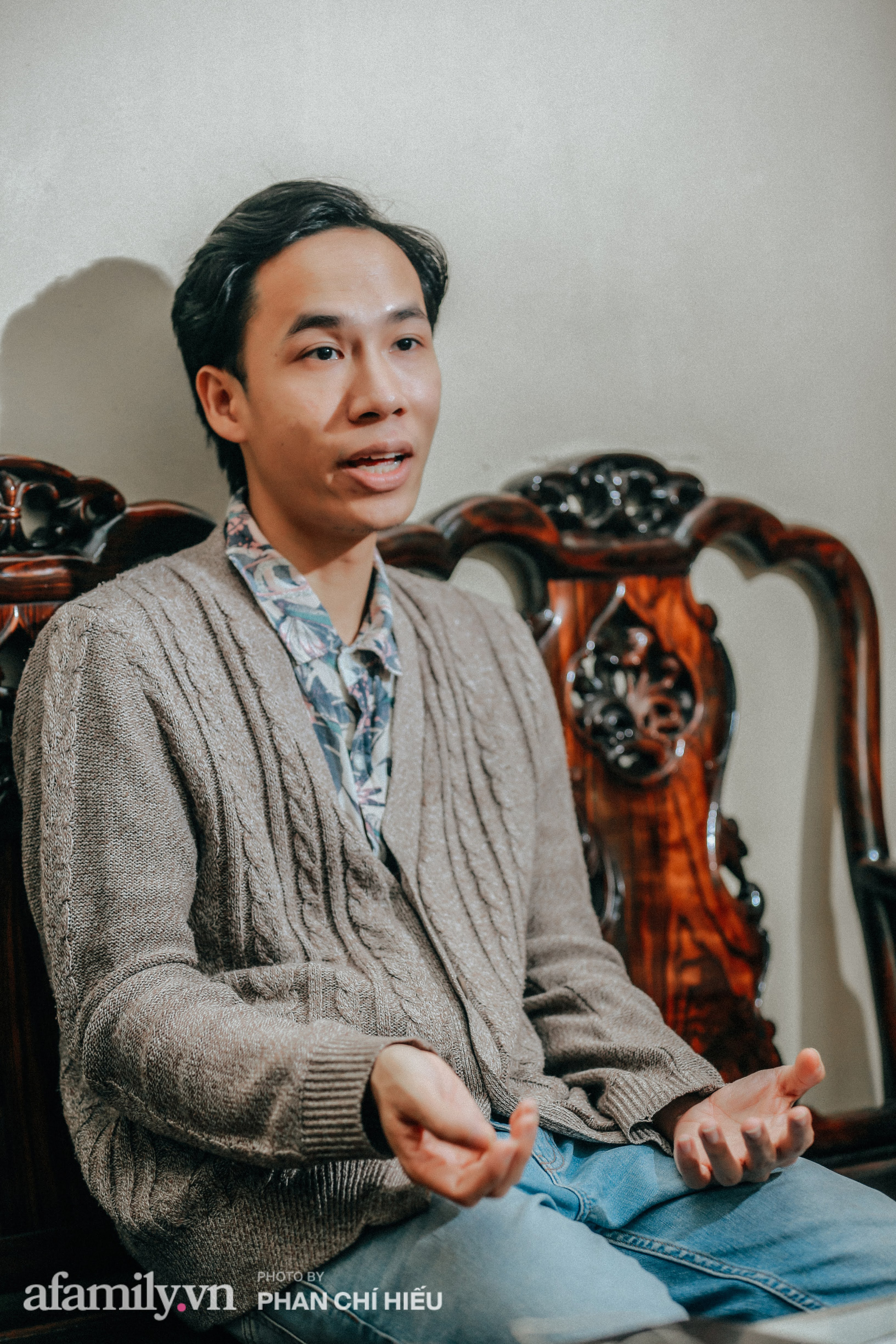 Bàn chuyện thu nhập của giới YouTuber, anh em 1977 Vlog thẳng thắn: 'Người ta mỗi tháng có vài trăm triệu, còn chúng tôi bỏ vốn vài ba trăm nghìn thì thử tính xem bài toán có cân!?' - 3 Bàn chuyện thu nhập của giới YouTuber, anh em 1977 Vlog thẳng thắn: 'Người ta mỗi tháng có vài trăm triệu, còn chúng tôi bỏ vốn vài ba trăm nghìn thì thử tính xem bài toán có cân!?' - 3