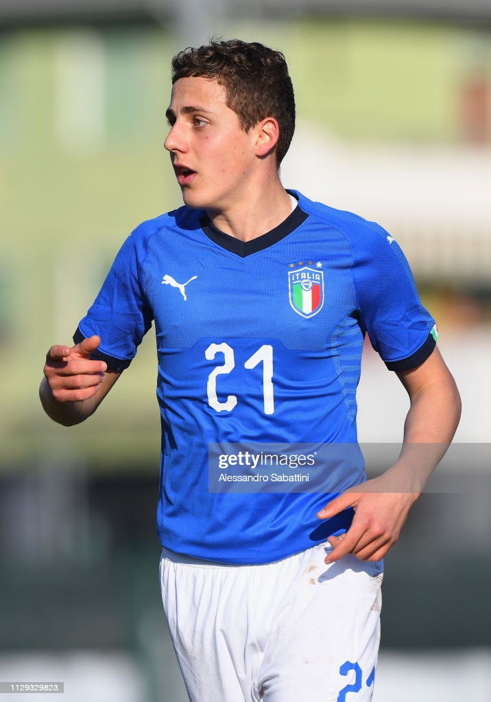 Sao trẻ Italy từng dự World Cup từ bỏ nghiệp cầu thủ để vào đại học Harvard Sao trẻ Italy từng dự World Cup từ bỏ nghiệp cầu thủ để vào đại học Harvard