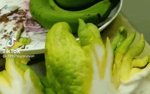 Quả phật thủ quen thuộc lại gây tranh cãi, thậm chí có người bổ ra xem ăn được không Quả phật thủ quen thuộc lại gây tranh cãi, thậm chí có người bổ ra xem ăn được không
