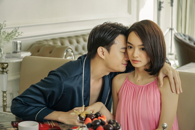5 cảnh nóng nhức mắt của Kaity Nguyễn ở Gái Già Lắm Chiêu V: Hết đè ngửa đòi hôn đến lột sạch bạn diễn - 7 5 cảnh nóng nhức mắt của Kaity Nguyễn ở Gái Già Lắm Chiêu V: Hết đè ngửa đòi hôn đến lột sạch bạn diễn - 7