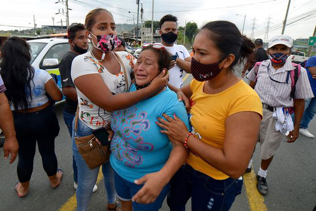 'Bóng ma' bạo lực đeo bám các nhà tù ở Ecuador khiến nhiều người đổ máu, nguyên nhân là vì đâu? - 1 'Bóng ma' bạo lực đeo bám các nhà tù ở Ecuador khiến nhiều người đổ máu, nguyên nhân là vì đâu? - 1