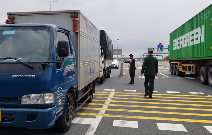 Doanh nghiệp bị ảnh hưởng gì với đợt dịch thứ ba Doanh nghiệp bị ảnh hưởng gì với đợt dịch thứ ba