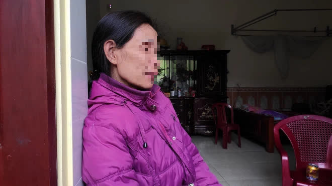 Bố nghi phạm sát hại nữ sinh lớp 10 ở Hà Nam: 'Có lần nó còn cầm dao định đâm tôi' Bố nghi phạm sát hại nữ sinh lớp 10 ở Hà Nam: 'Có lần nó còn cầm dao định đâm tôi'