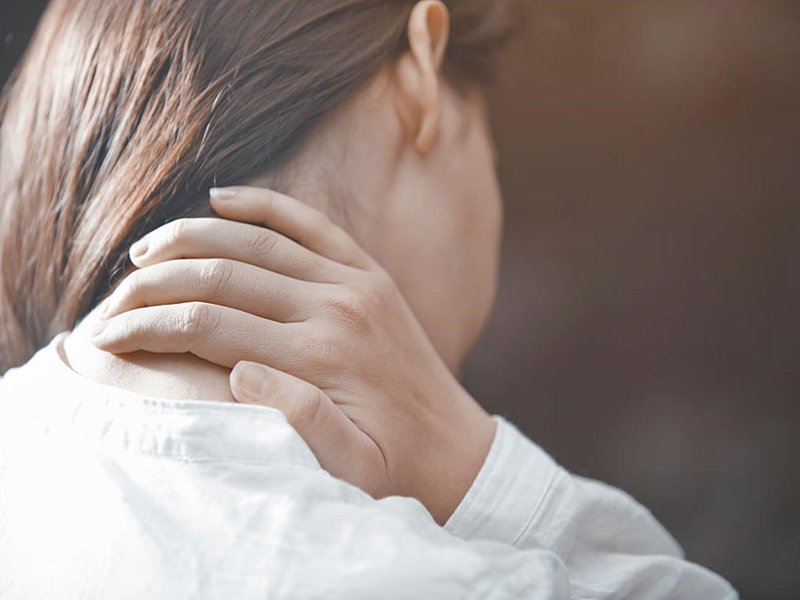 Nếu đau vai gáy đi kèm với những dấu hiệu kỳ lạ này, bạn cần đi khám lập tức 3 loại ung thư nguy hiểm - 3 Nếu đau vai gáy đi kèm với những dấu hiệu kỳ lạ này, bạn cần đi khám lập tức 3 loại ung thư nguy hiểm - 3