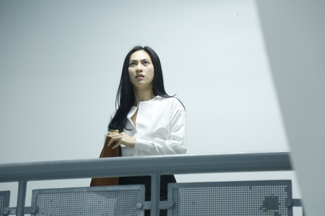 Loạt phim kinh dị Việt lũ lượt ra mắt năm 2021: Victor Vũ lần nữa 'chơi ngải' showbiz Việt, đạo diễn Hai Phượng trở lại với Bóng Đè - 13 Loạt phim kinh dị Việt lũ lượt ra mắt năm 2021: Victor Vũ lần nữa 'chơi ngải' showbiz Việt, đạo diễn Hai Phượng trở lại với Bóng Đè - 13
