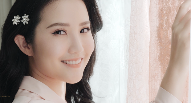 Chán 'ém hàng', TGĐ Phan Thành công khai toàn bộ ảnh lễ ăn hỏi với siêu xe và kim cương khổng lồ Chán 'ém hàng', TGĐ Phan Thành công khai toàn bộ ảnh lễ ăn hỏi với siêu xe và kim cương khổng lồ
