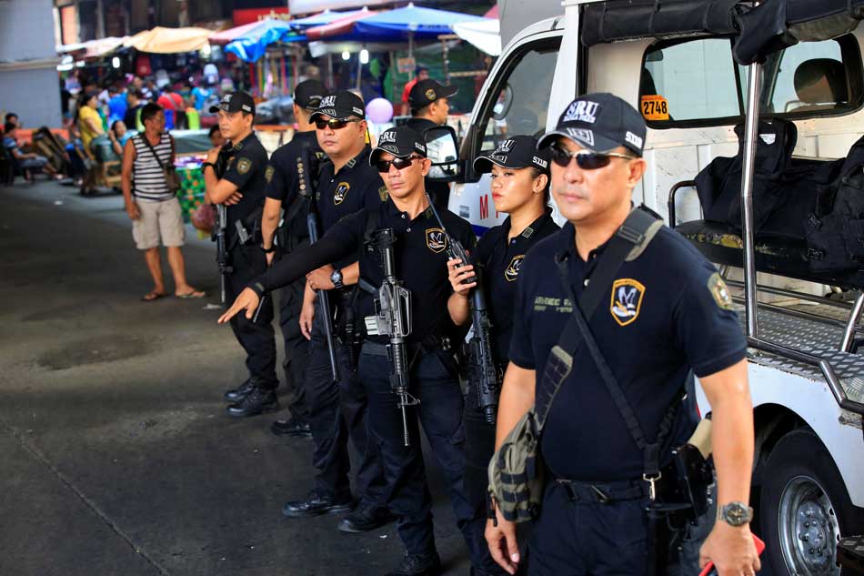 Cảnh sát chìm và đặc vụ chống ma túy Philippines nổ súng bắn nhau vì tưởng nhầm đối phương là tội phạm, 2 người chết? Cảnh sát chìm và đặc vụ chống ma túy Philippines nổ súng bắn nhau vì tưởng nhầm đối phương là tội phạm, 2 người chết?