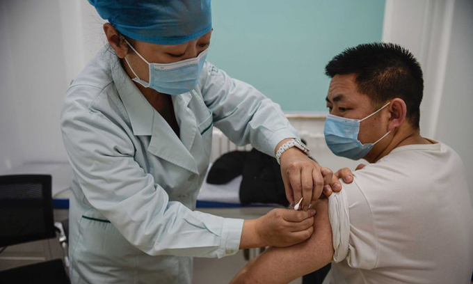 Nỗi sợ vaccine đe dọa cuộc chiến chống Covid-19 của Trung Quốc Nỗi sợ vaccine đe dọa cuộc chiến chống Covid-19 của Trung Quốc
