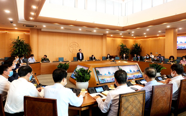 Phó chủ tịch Hà Nội: Thời gian tới thành phố sẽ nới lỏng để các hoạt động trở lại bình thường Phó chủ tịch Hà Nội: Thời gian tới thành phố sẽ nới lỏng để các hoạt động trở lại bình thường