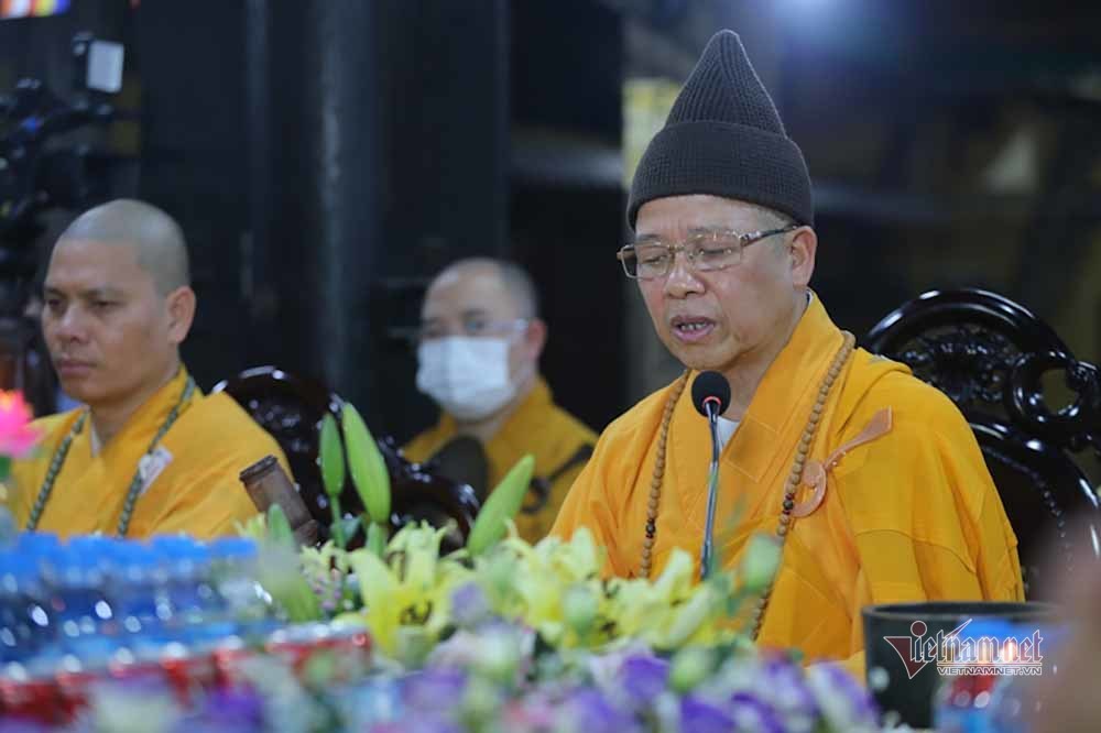 Hình ảnh chưa từng có ở chùa Phúc Khánh trong lễ cầu an trực tuyến đầu tiên - 7 Hình ảnh chưa từng có ở chùa Phúc Khánh trong lễ cầu an trực tuyến đầu tiên - 7