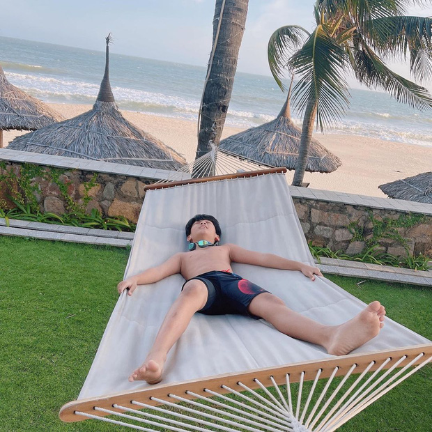 Hậu công khai hẹn hò, Lệ Quyên thoải mái đưa con trai đi du lịch chung với Lâm Bảo Châu, chứng minh mối quan hệ khăng khít - 6 Hậu công khai hẹn hò, Lệ Quyên thoải mái đưa con trai đi du lịch chung với Lâm Bảo Châu, chứng minh mối quan hệ khăng khít - 6