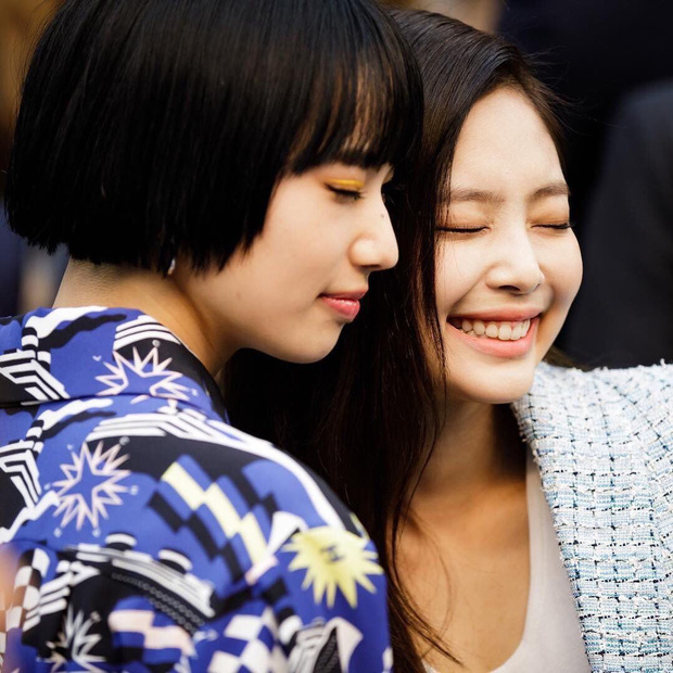 Nhan sắc dàn bạn gái quá hot của G-Dragon: Jennie át cả minh tinh Joo Yeon về độ sexy, 2 nàng thơ Nhật Bản khuynh đảo châu Á - 42 Nhan sắc dàn bạn gái quá hot của G-Dragon: Jennie át cả minh tinh Joo Yeon về độ sexy, 2 nàng thơ Nhật Bản khuynh đảo châu Á - 42