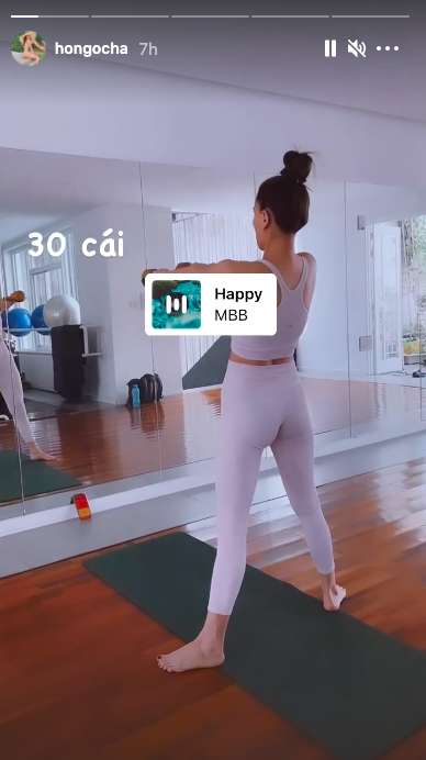 Hồ Ngọc Hà lần đầu công khai vòng bụng chảy xệ sau 2 tuần sinh nở - 2 Hồ Ngọc Hà lần đầu công khai vòng bụng chảy xệ sau 2 tuần sinh nở - 2
