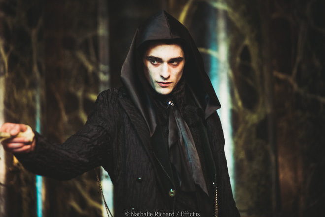 Phim về phản diện Harry Potter gây sốt vì nam chính bùng nổ visual, còn giống 'người dơi' Robert Pattinson như hai giọt nước? Phim về phản diện Harry Potter gây sốt vì nam chính bùng nổ visual, còn giống 'người dơi' Robert Pattinson như hai giọt nước?