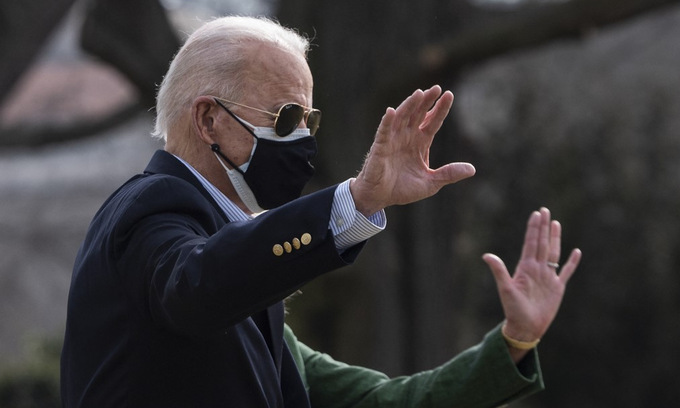 Biden hứng chỉ trích vì ra lệnh không kích Syria Biden hứng chỉ trích vì ra lệnh không kích Syria