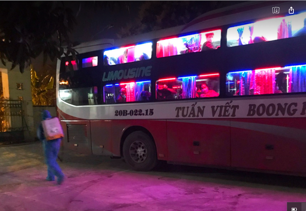 Truy tìm người đàn ông bỏ chạy khi đi cùng 7 người Trung Quốc nhập cảnh trái phép Truy tìm người đàn ông bỏ chạy khi đi cùng 7 người Trung Quốc nhập cảnh trái phép