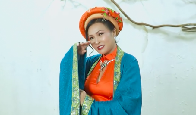 'Kiều' công bố lịch chiếu mới, Thúy Kiều lại gây hoang mang vì mặt đẹp mà đơ không gì cứu vãn được - 8 'Kiều' công bố lịch chiếu mới, Thúy Kiều lại gây hoang mang vì mặt đẹp mà đơ không gì cứu vãn được - 8
