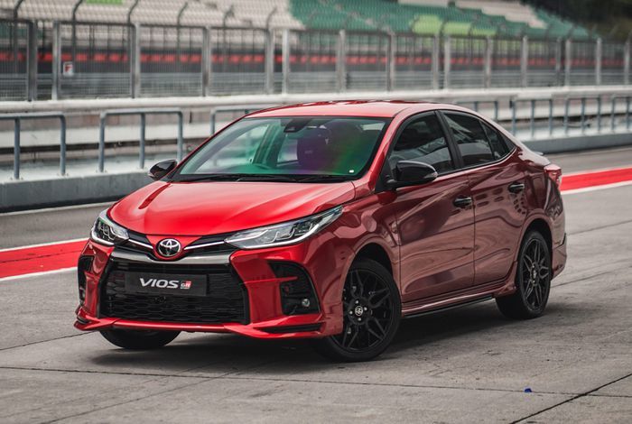 Sedan hạng B: Nhiều nâng cấp nhưng giá tăng, làm khó khách Việt Sedan hạng B: Nhiều nâng cấp nhưng giá tăng, làm khó khách Việt