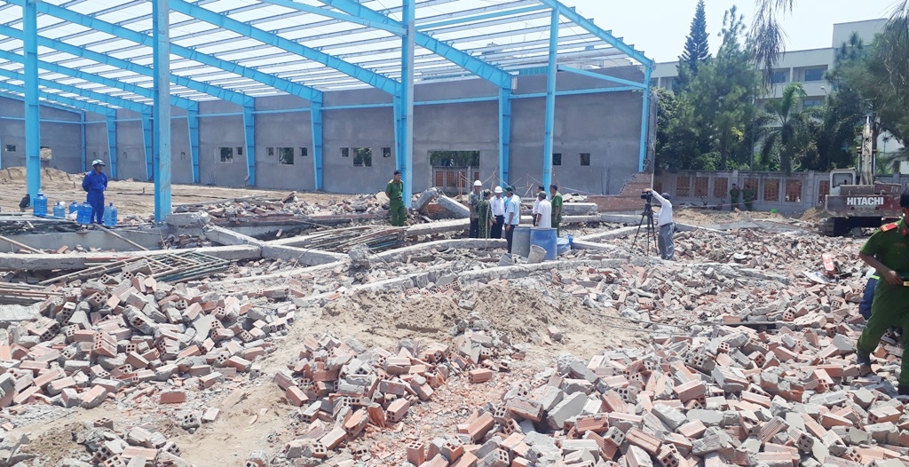 Sắp xét xử vụ sập tường khiến 7 người chết ở Vĩnh Long Sắp xét xử vụ sập tường khiến 7 người chết ở Vĩnh Long