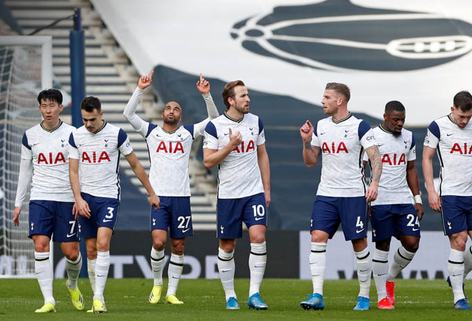 'Bộ tứ nguyên tử' thăng hoa, Tottenham đè bẹp Burnley 'Bộ tứ nguyên tử' thăng hoa, Tottenham đè bẹp Burnley