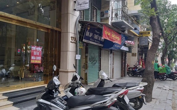 Khách sạn, cửa hàng Hà Nội lại treo biển cho thuê Khách sạn, cửa hàng Hà Nội lại treo biển cho thuê