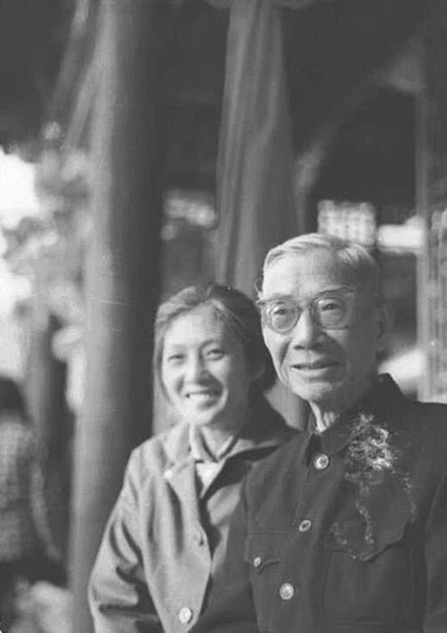 Vợ vừa mất, người đàn ông mang nhân tình cùng con riêng thế chỗ và nhận phản ứng không tưởng từ con trai cả, quả báo đến sau đó 22 năm mới đắng cay tột cùng - 3 Vợ vừa mất, người đàn ông mang nhân tình cùng con riêng thế chỗ và nhận phản ứng không tưởng từ con trai cả, quả báo đến sau đó 22 năm mới đắng cay tột cùng - 3