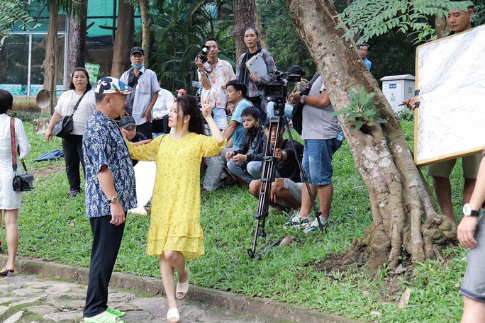 NSƯT Ngọc Trinh hóa thân 2 kiều nữ 'bất chấp thủ đoạn' - 2 NSƯT Ngọc Trinh hóa thân 2 kiều nữ 'bất chấp thủ đoạn' - 2