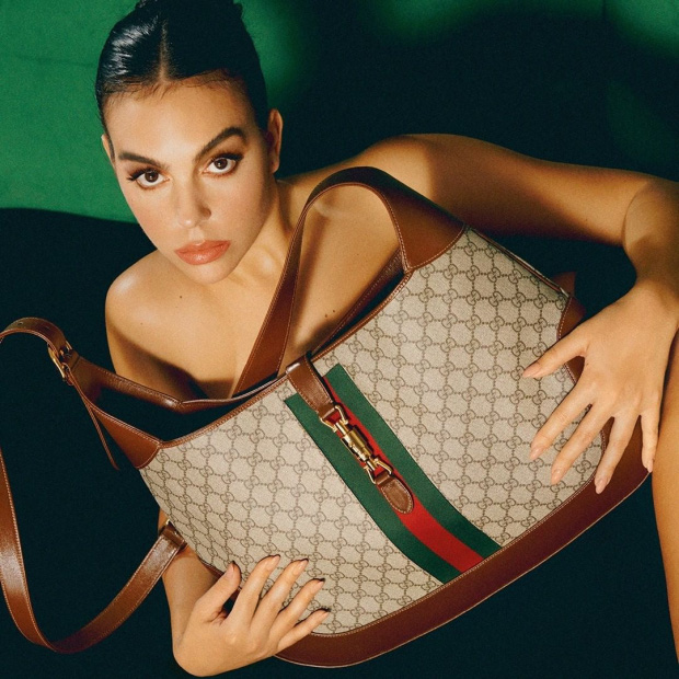 Top 10 nàng WAGs giàu có nhất thế giới bóng đá: Bạn gái Ronaldo phất lên nhanh chóng nhưng vẫn kém xa cái tên dẫn đầu - 6 Top 10 nàng WAGs giàu có nhất thế giới bóng đá: Bạn gái Ronaldo phất lên nhanh chóng nhưng vẫn kém xa cái tên dẫn đầu - 6
