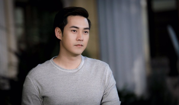 Mua nhẫn kim cương 200 triệu để cầu hôn lại vợ cũ nhưng khi đến thăm bố mẹ đẻ, anh ta phải 'chết đứng' với thứ đặt trên bàn - 1 Mua nhẫn kim cương 200 triệu để cầu hôn lại vợ cũ nhưng khi đến thăm bố mẹ đẻ, anh ta phải 'chết đứng' với thứ đặt trên bàn - 1