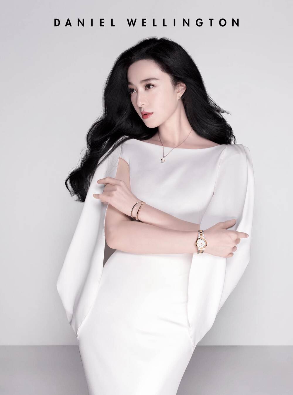 Phạm Băng Băng tỏa khí chất ngút ngàn trong bộ ảnh thời trang mới - 4 Phạm Băng Băng tỏa khí chất ngút ngàn trong bộ ảnh thời trang mới - 4