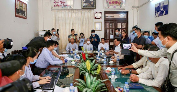 'Thần y' Võ Hoàng Yên bị tố lừa hàng tỉ đồng 'Thần y' Võ Hoàng Yên bị tố lừa hàng tỉ đồng