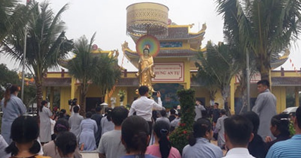 Dân địa phương kể chuyện khám, trị bệnh của ông Võ Hoàng Yên ở chùa Dân địa phương kể chuyện khám, trị bệnh của ông Võ Hoàng Yên ở chùa