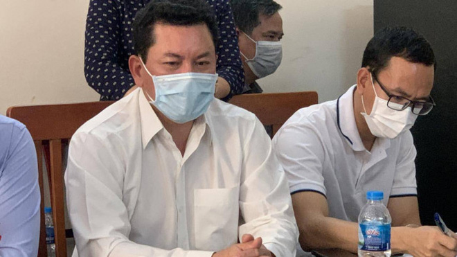 Vợ ông Dũng 'lò vôi' tố bị ông Võ Hoàng Yên lừa gạt hàng trăm tỷ: Cảm thấy bị tổn thương vì đặt niềm tin sai chỗ - 1 Vợ ông Dũng 'lò vôi' tố bị ông Võ Hoàng Yên lừa gạt hàng trăm tỷ: Cảm thấy bị tổn thương vì đặt niềm tin sai chỗ - 1